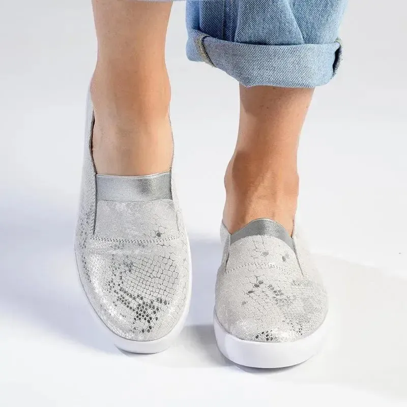 Julz Fran Leather Metalic Slip On- Silver - Image 5